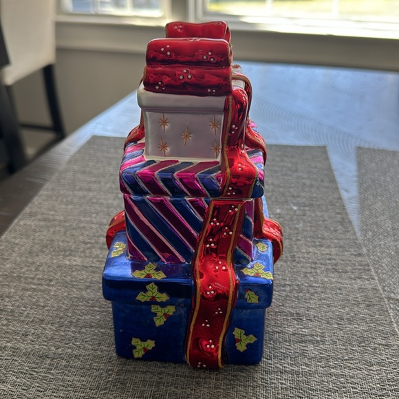 Rare Christopher Radko Glass Stack Of Christmas Presents Candy Dish/Trinket Box - Picture 2 of 6